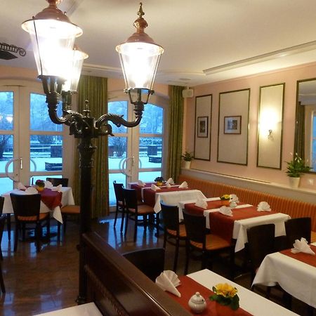 Hotel Goldener Fasan Ораниенбаум-Вёрлиц Экстерьер фото